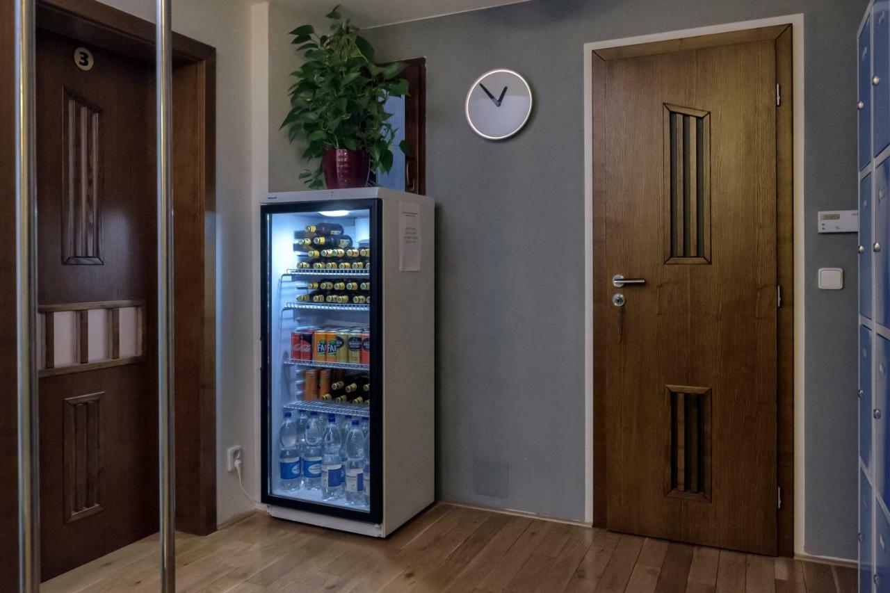 Onefam Miru Hostel Praag Buitenkant foto